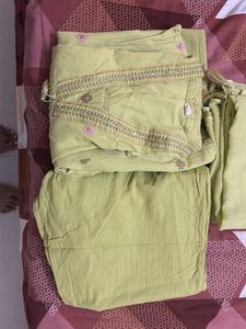 Elegant Kurta Set with Palazzo Pants