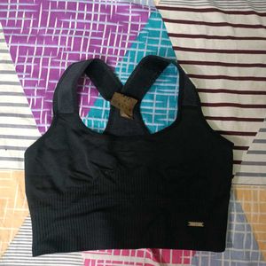 Black Seamless Sports Bra
