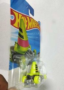 HotWheels Treasure Hunt CONE SHAKER