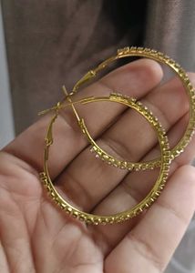 Sparkling Gold Hoop Earrings