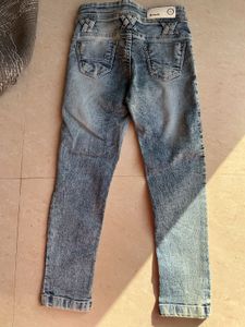 Distressed Wash Jeans