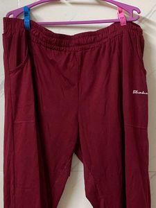 BlinkIn Women Maroon Solid 7XL Fit Track Pants