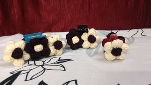 Crochet Claws, Puff Flower Clutcher, Pack Of 3