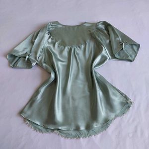 Elegant Butterfly Embroidered Blouse🛍✨️