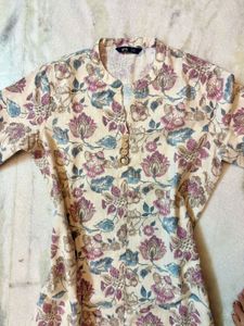 Elegant Floral Print Kurta