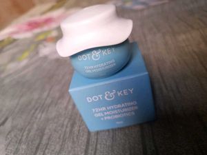 Dot &amp; Key 72HR Hydrating Gel Moisturizer