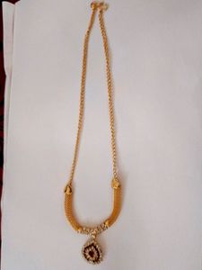 It is a small pretty Elegant Necklace