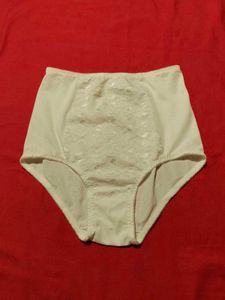 High-Waisted Shaping Brief – Cream – Size L