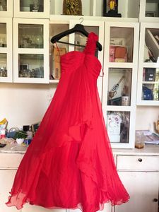 Elegant Red Strapless Gown