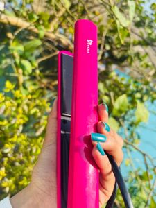 🩷BARBIE 🩷Pink SYSKA Hair Straightener