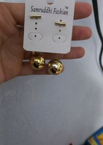 Earring