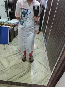 Kurta ( Branded N  Collared, Buttoned )