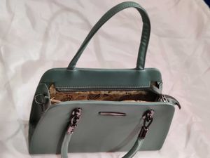 Chic Teal Handbag