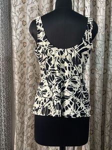 Stylish Black &amp; White Leaf Print Top