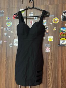 Chic Black Bodycon Party Dress