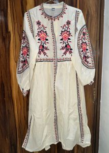 white embroidered cotton co-ord set