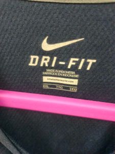 Nike DRI Fit Tshirt
