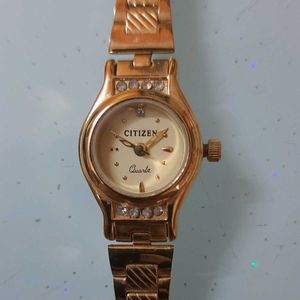 Citizen Quartz Gold Watch⌚️