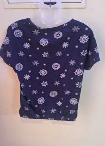 Medium Size Blue Snowflake Print Top