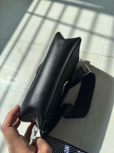 Chic Black Crossbody Bag
