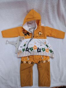 NEW WOOLEN BABY SUIT