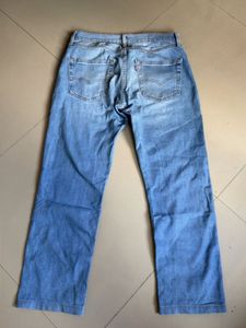 Light Wash Denim Jeans