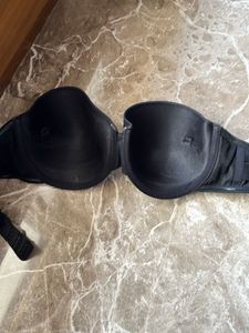 Black Strapless Bra