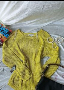 Forever 21 Sweat Shirt