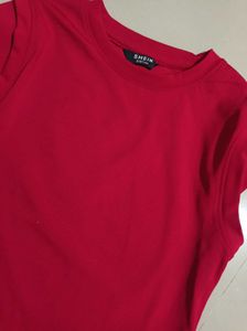 Shein Red Cropped Padded Shoulder Top