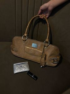 da Milano Stylish Tan Croc Embossed Hobo Bag