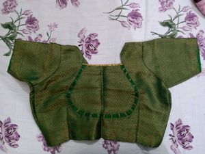 Green &amp; Gold Striped Saree Fixed Price