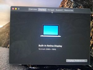 Apple MacBook Pro Laptop