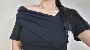 Black Tunic Top - Versatile Style