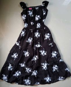 🇹🇭Chic Black Floral Maxi Dress