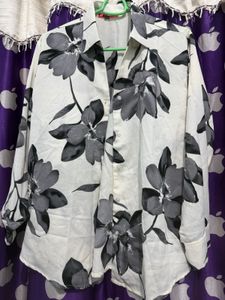 Chic Floral Print Button-Up Shirt