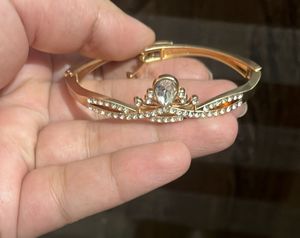 Sparkling Gold-Toned &amp; Crystal Bracelet