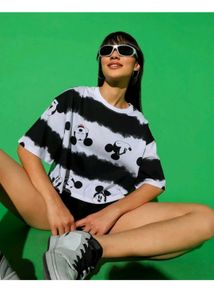 Bewakoof Mickey Mouse Graphic Print Crop T-Shirt