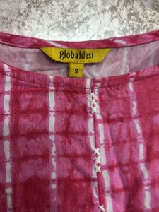 Chic Pink Tie-Dye Kurta with designer sleeves