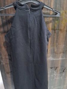 Classic Black Sleeveless Midi Dress