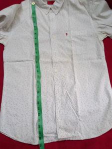 IZOD Dotted Casual Shirt GENTLY USED