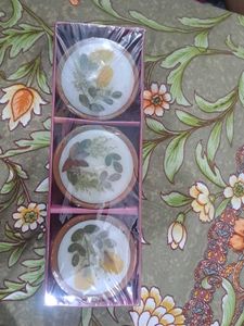 Set of 3 Decorative Coasters with Botanical Candle