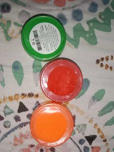 Nail polish remover wipes