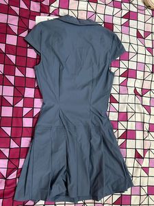 Zara V neck blue color zipper fly pleated