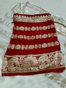 Elegant White Saree with Gold Border