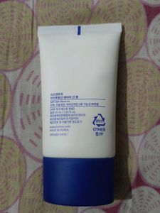 Isntree Hyaluronic Acid Watery Sun Gel SPF 50
