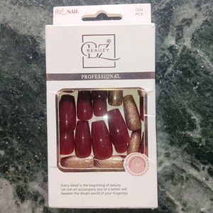 Press-On Nails Set