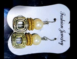 2 Set Long Earrings