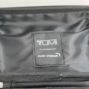 Tumi Travel Toiletry Bag &amp; Acqua di Parma Set