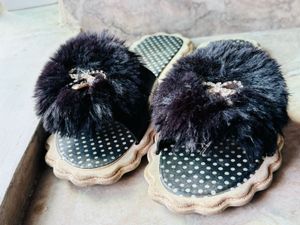Fluffy Pom-Pom Slides