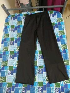 Elegant Black Wide Leg Trousers..✨